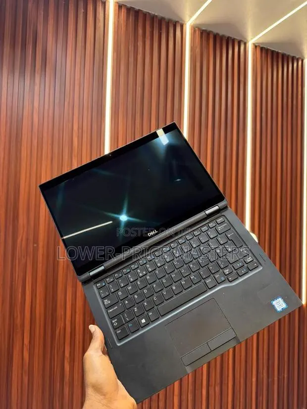 New Laptop Dell Latitude 7390 8GB Intel Core I5 SSD 256GB · Photo 1