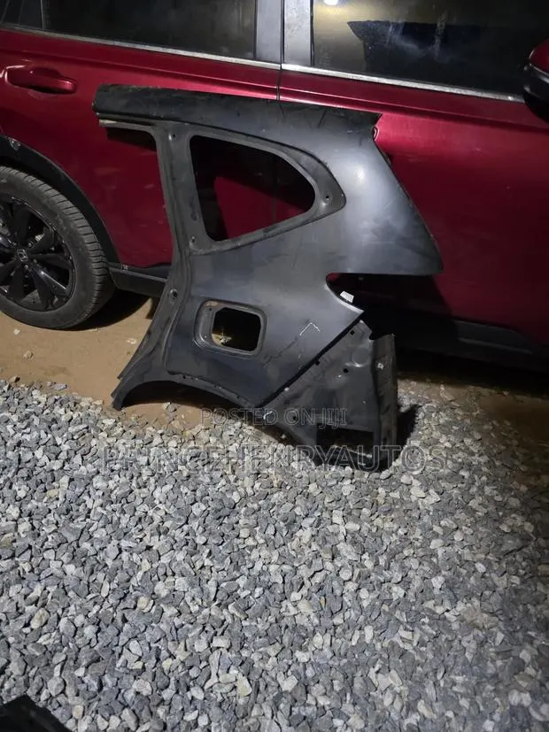 Honda CRV 2017-2022 Left Quarterpanel · Photo 1