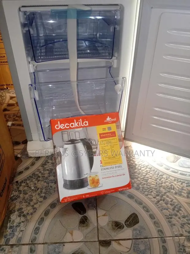 Quality of Life Refrigerator Flamino 165L Refrigerator · Photo 1