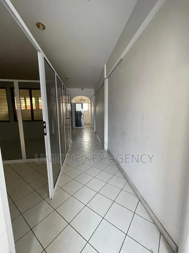 Big Office Space To Let In Dzorwulu · Photo 1