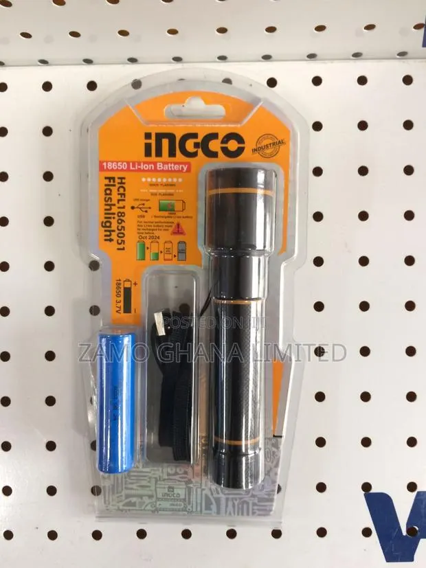 Flashlight 450 Lumen - HCFL · Photo 1