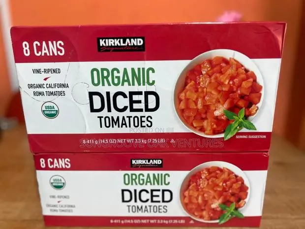 Kirkland Organic Diced Tomatoes 8cans · Photo 1