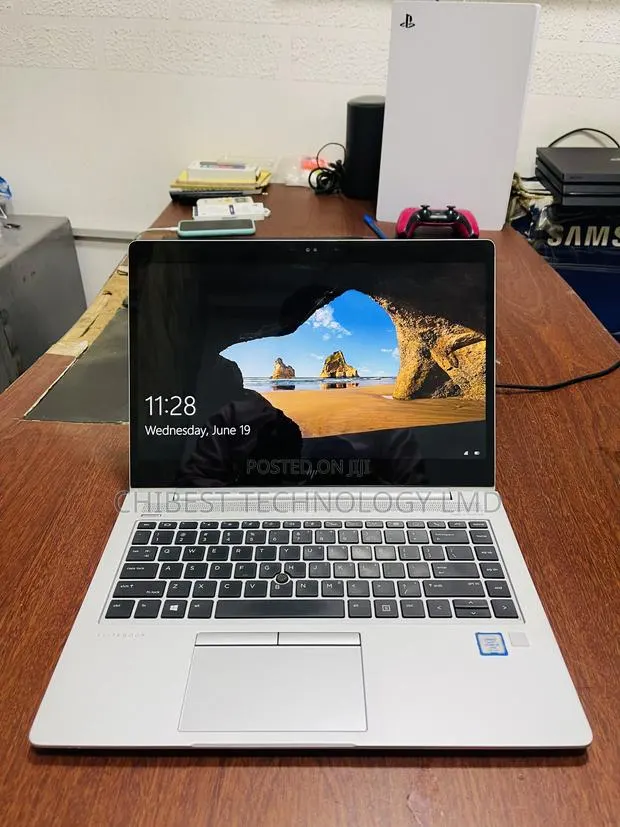 Laptop HP EliteBook 840 G5 16GB Intel Core i5 SSD 256GB · Photo 1