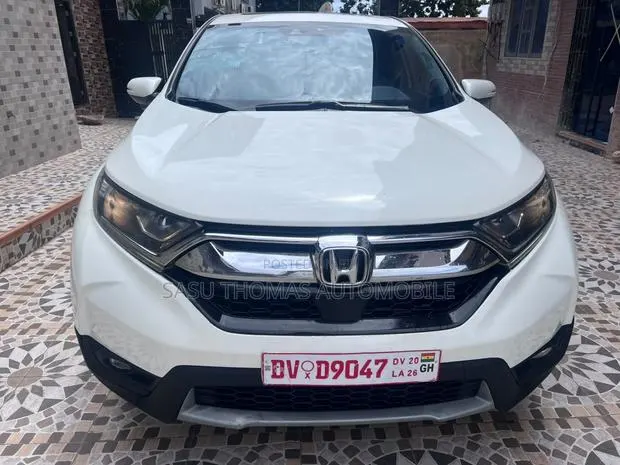 Honda CR-V 2017 White · Photo 1