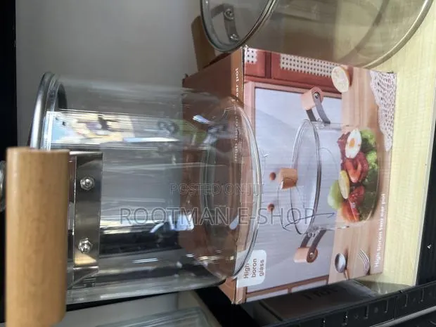 High-Borosilicate Glass Cooking Pot With Wooden Double Handles · Photo 1