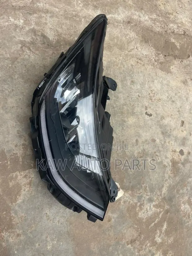 2020,2021,2022,2023 Headlight for Hyundai Sonata · Photo 1