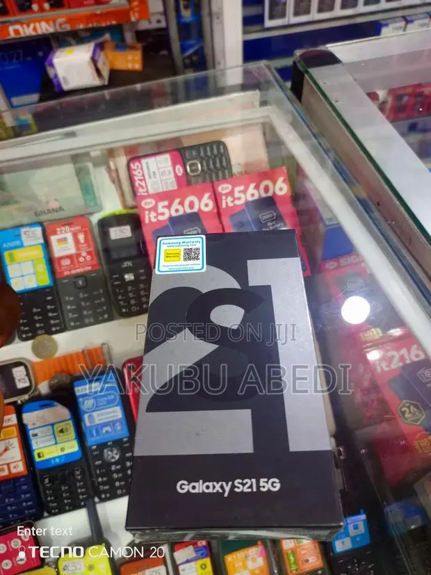 New Samsung Galaxy S21 5G 128 GB Purple · Photo 1