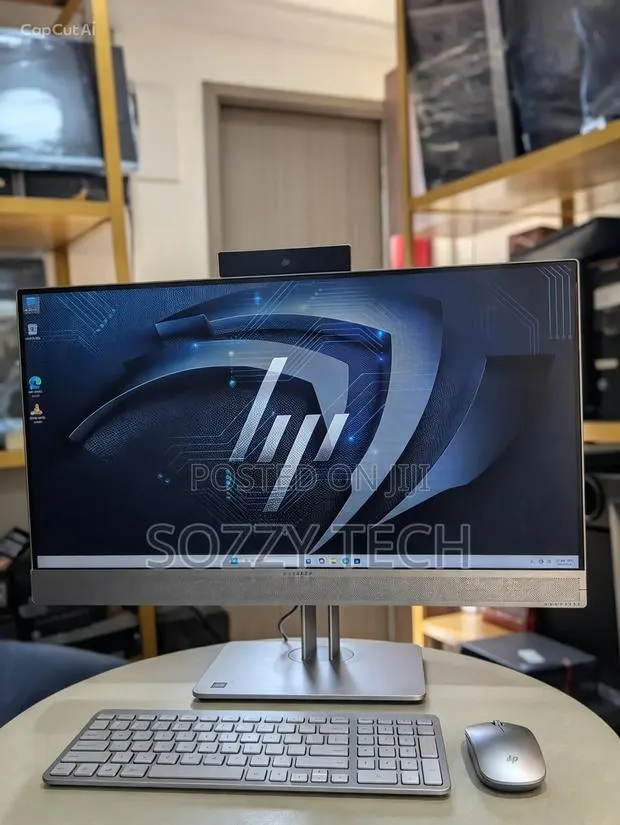 Desktop Computer HP EliteOne 800 8GB Intel Core i5 SSD 256GB · Photo 1