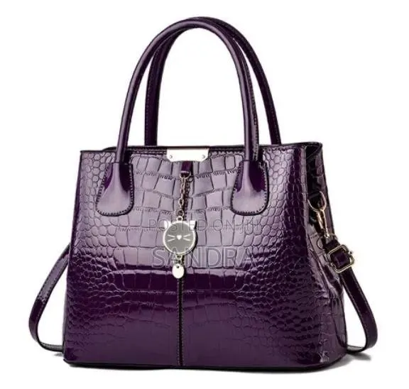Glossy Croc Tote Bags With Cat Charm · Photo 1