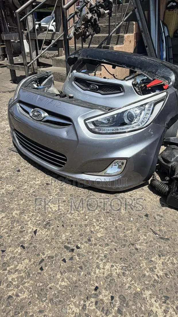 Hyundai Accent Front Cut 2011,2012,2013,2014,2015,2016,2017 · Photo 1