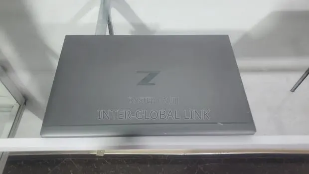 Laptop HP ZBook Firefly 14 G7 24GB Intel Core i5 SSD 256GB · Photo 1