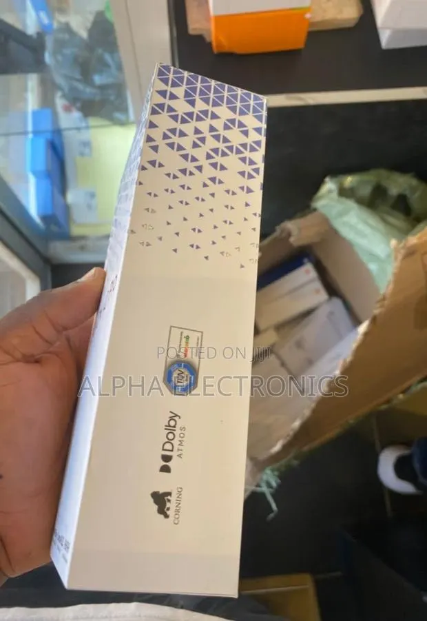 New Tecno Camon 40 256 GB Black · Photo 1