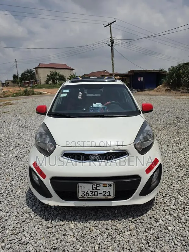 Kia Morning 2012 White · Photo 1