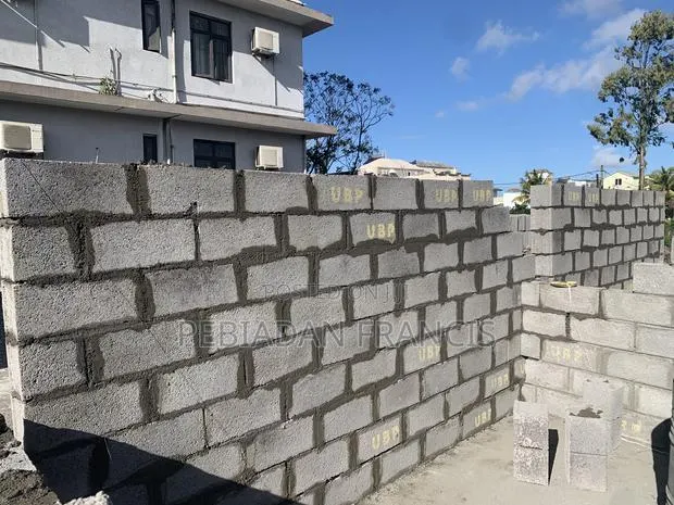 Construction · Photo 1