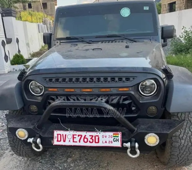 Jeep Wrangler 2018 Gray · Photo 1