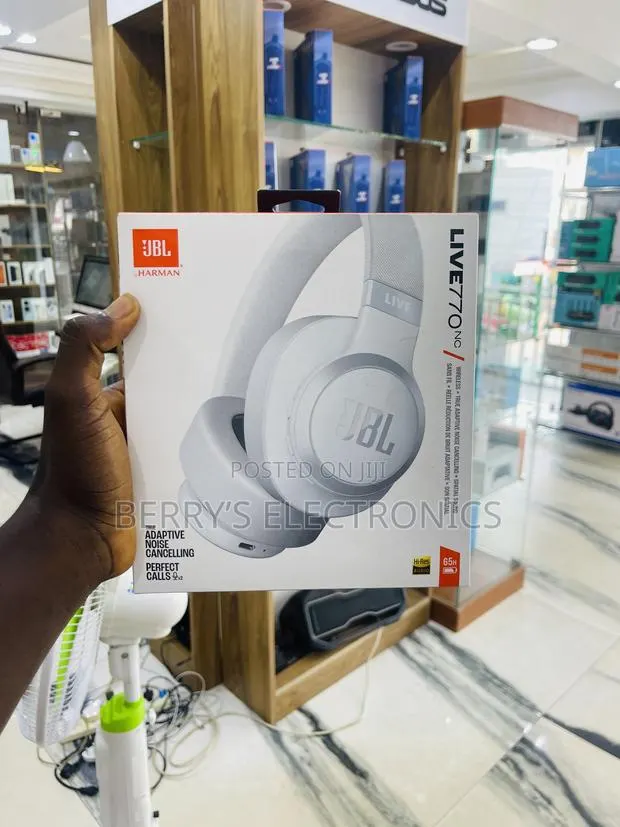 JBL Live 770 Nc · Photo 1