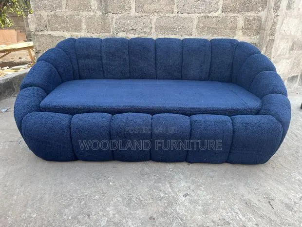 Cloud Comfort. Sculpted Style. · Photo 1