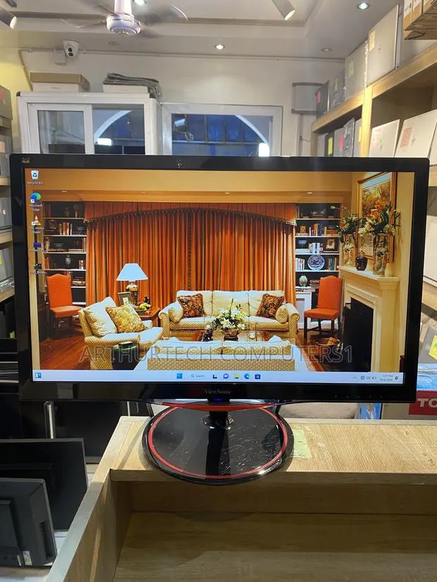 Brand New Viewsonic Monitor 24 Inches · Photo 1