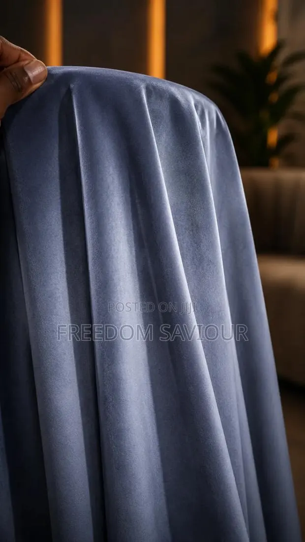 Heavy-Duty Furniture Fabric · Photo 1