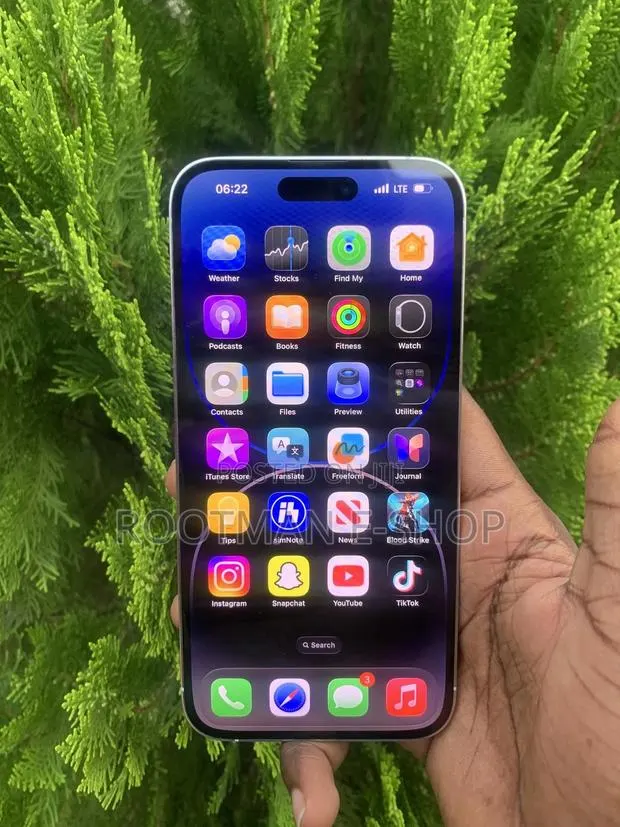 Apple iPhone 14 Pro Max 256 GB White · Photo 1