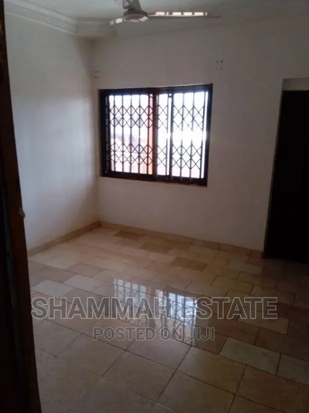 3bdrm Apartment in Aiding Estate, Sunyani Municipal for rent · Photo 1