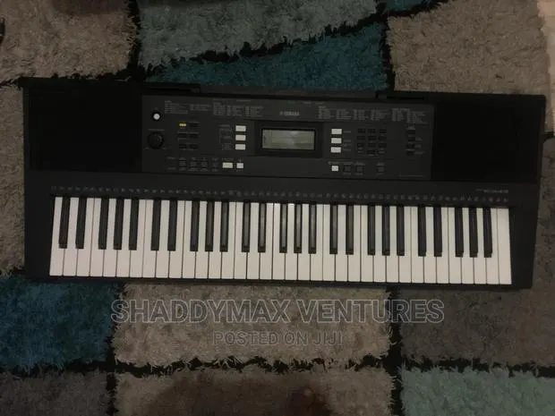Yamaha E 343 Keyboard · Photo 1