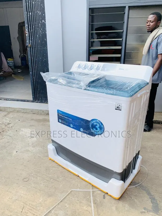 Media 18kg Top Load Washing Machine โ High Capacity, Powerful Cleaning ยท Photo 1
