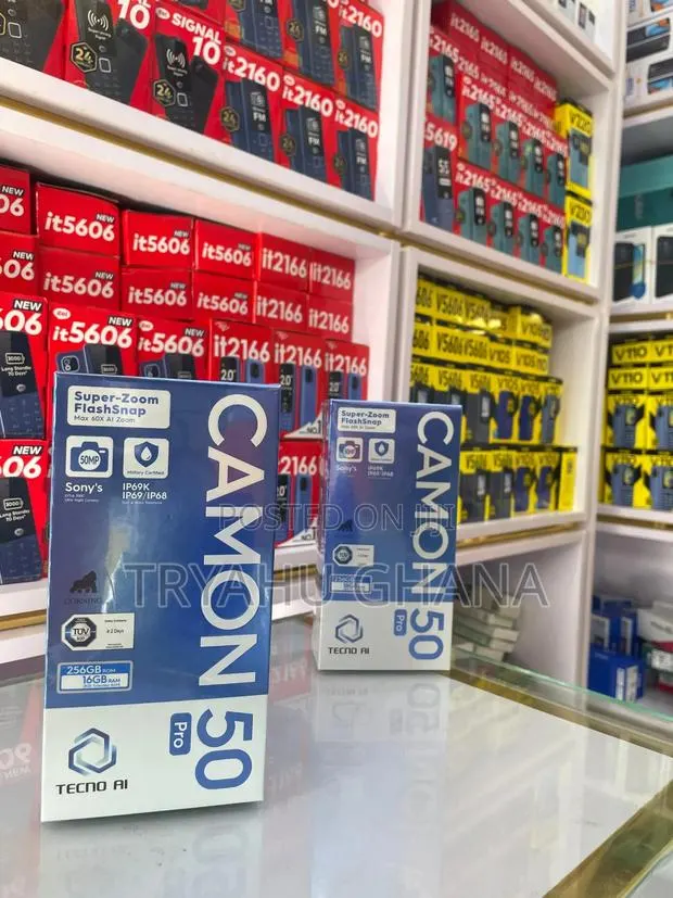 New Tecno Camon 50 Pro 256 GB Blue · Photo 1