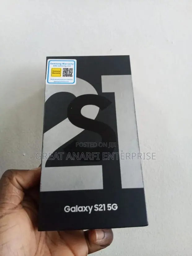 New Samsung Galaxy S21 5G 128 GB Black · Photo 1