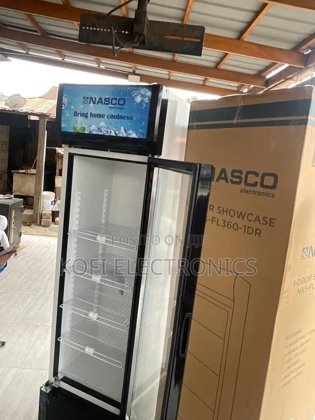 Nasco 298l Energy-Efficient Commercial Fridge · Photo 1