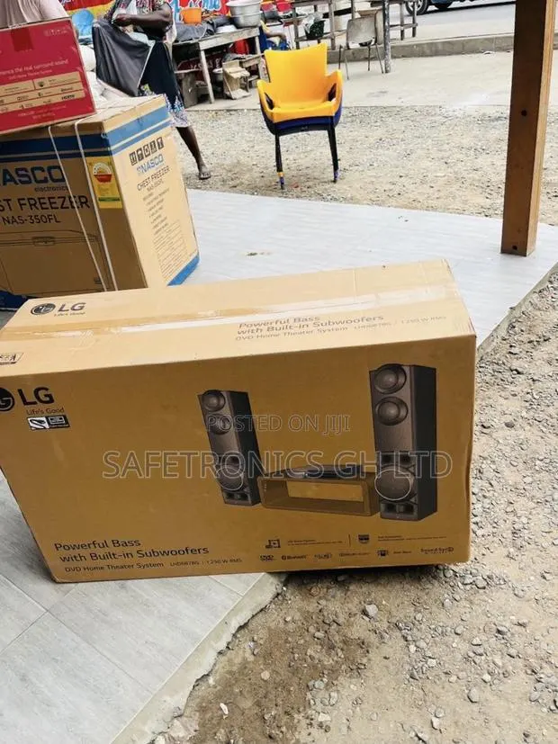 Check Out Lg Bluetooth 5.1ch 1250 Watts LHD 687bg Soundbar · Photo 1