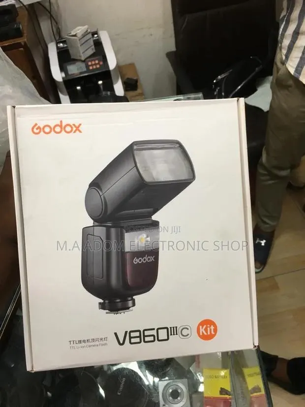 Godox V860III: Never Miss the Perfect Shot. · Photo 1