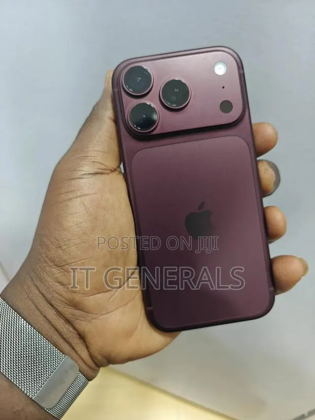 Apple iPhone 18 Pro 256 GB · Photo 1