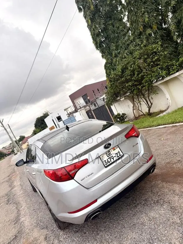Kia K5 2014 Silver · Photo 1