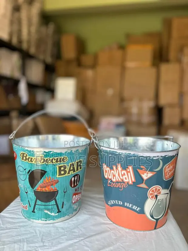 8 Litres Tin Ice Buckets · Photo 1
