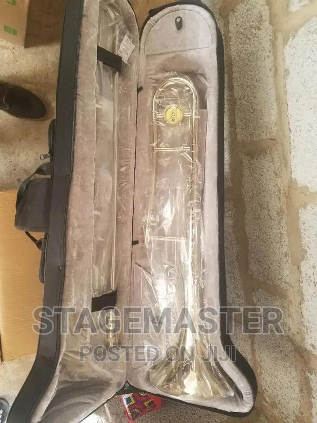 Classic Silver Trombone · Photo 1