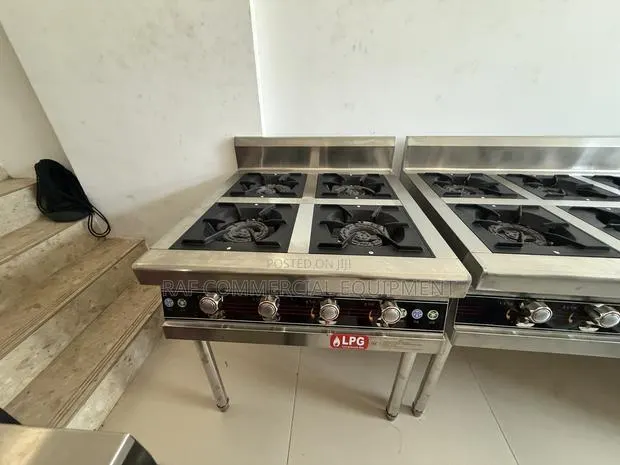 Commercial Standing 4 Burner Gas Stove · Photo 1