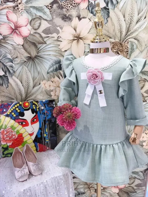 Girls Dress · Photo 1