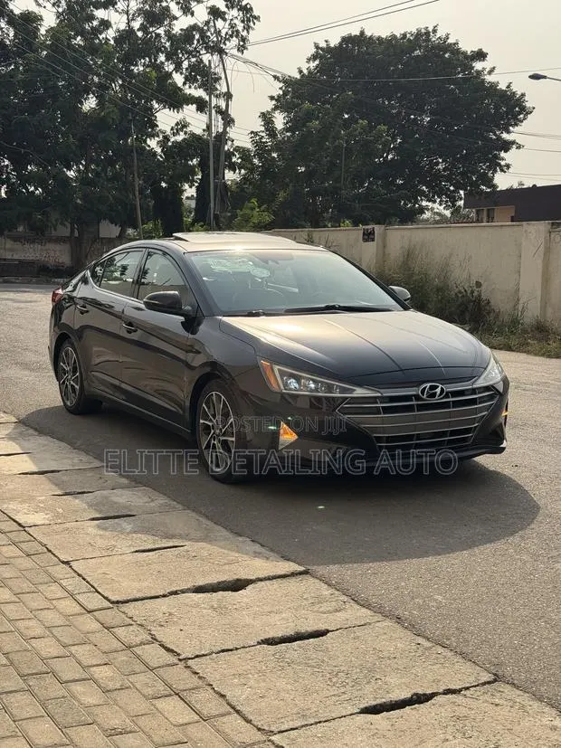 Hyundai Elantra Limited 2019 Black
