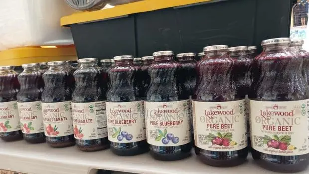 Leakwood Pomegranate, Blueberry, Cranberry and Beet Juice · Photo 1