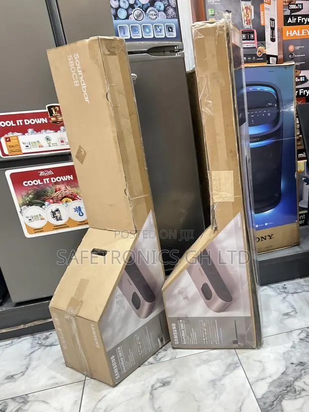 Fresh in Box Bluetooth S80cb Samsung 3.1.2ch Soundbar · Photo 1