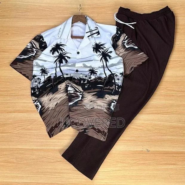 High Quality Top and Down Outfit · Photo 1