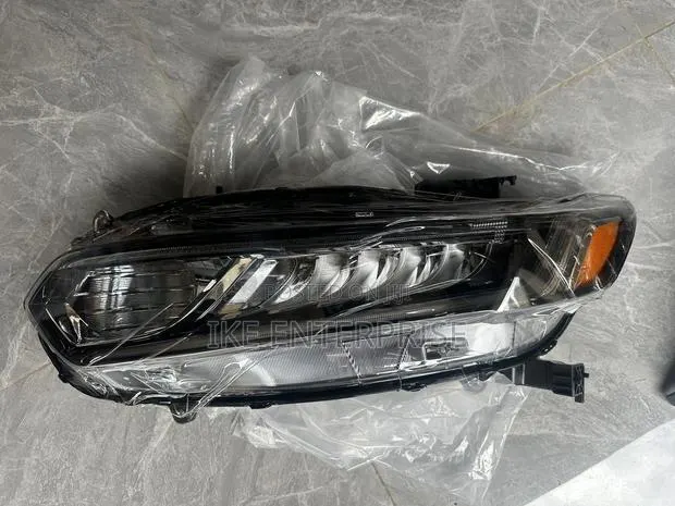 Honda Accord Headlight 2018,2019,2020,2021,2022 · Photo 1