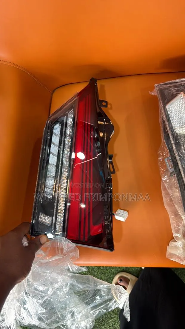 Lexus RX350 2018,2019,2020 Boot Light · Photo 1