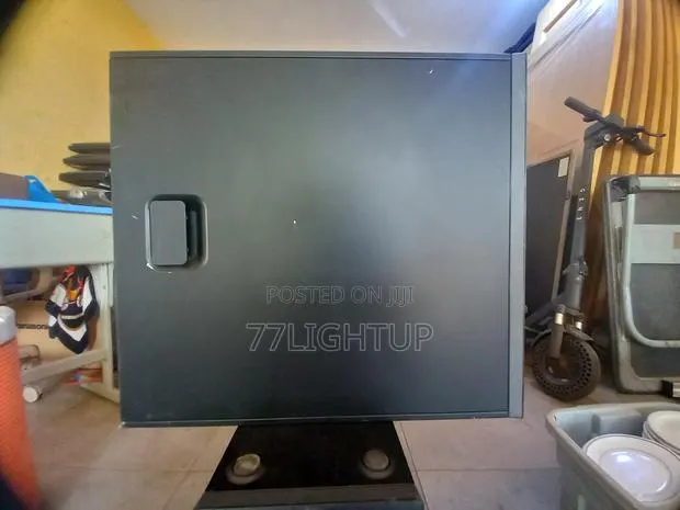 Desktop Computer Dell 4GB Intel Core i5 HDD 500GB · Photo 1