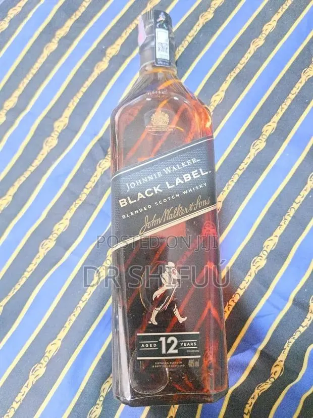 Black Label Honey Whiskey 1L Black Market Price · Photo 1