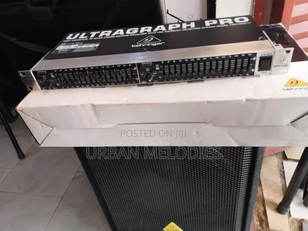 Behringer Ultragraph Pro Fbq1502 Hd Equalizer · Photo 1