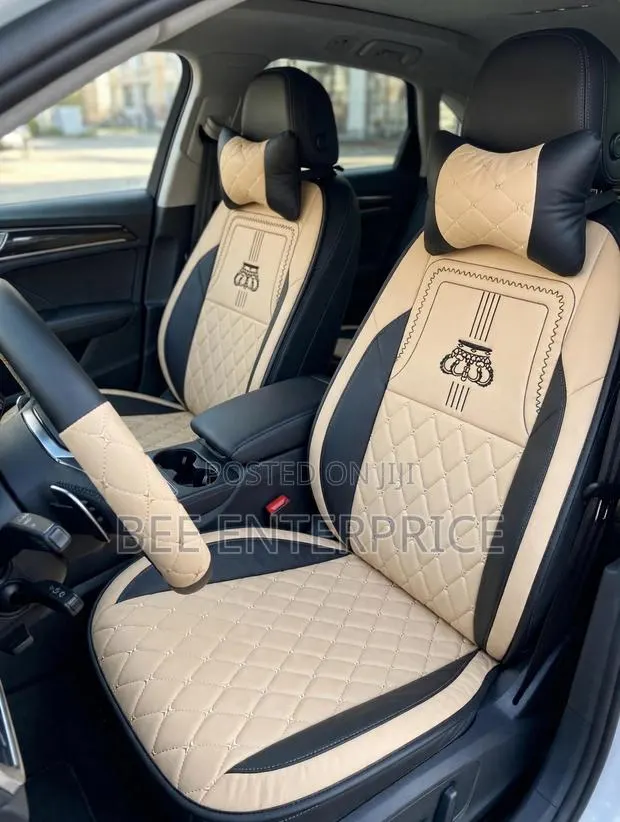 Royal Crown Beige and Black Seat Cover · Photo 1