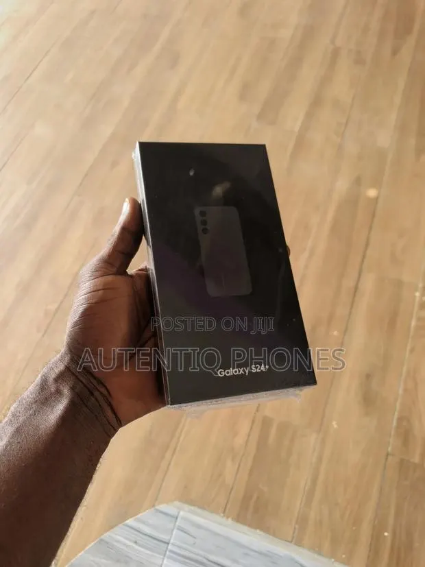 New Samsung Galaxy S24+ 256 GB Black · Photo 1