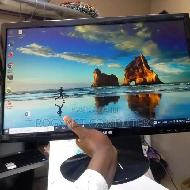 Samsung Hdmi Monitor · Photo 1